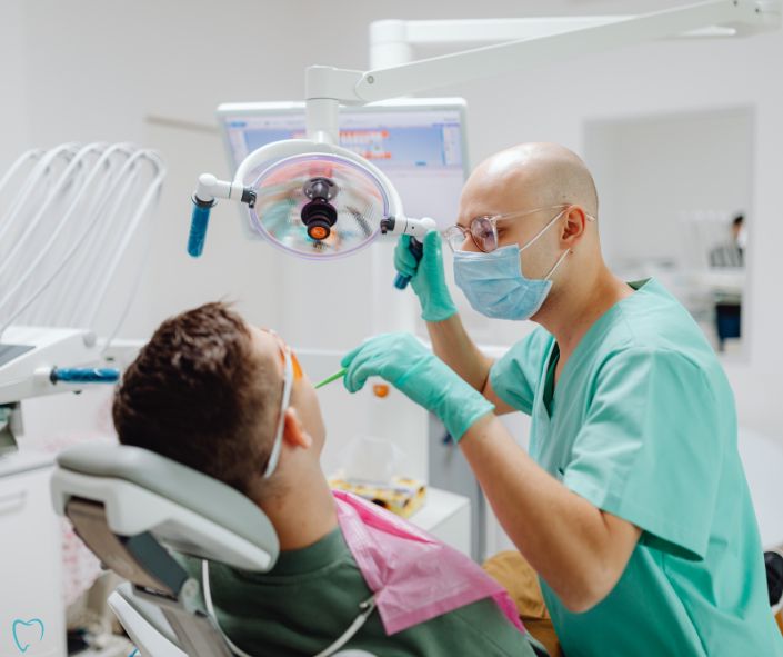 מרכז להשתלת שיניים בטבריה, ייחודיות על שתלים, רפואת שיניים בלייזר, סוגי הליכי השתלה